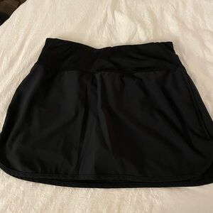 NWOT, Black, Huk Athletic Skort Size M